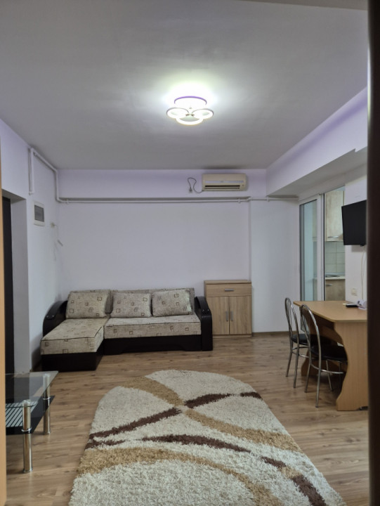 Garsoniera - metrou Timpuri Noi - centrală termica 