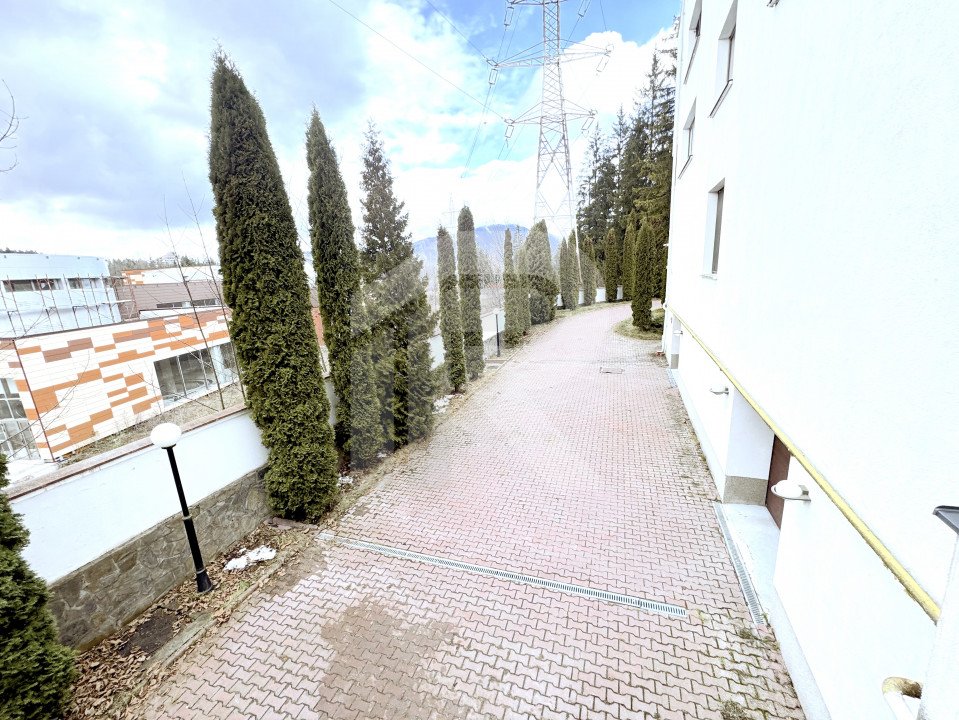 Apartament Spatios intr-o cladire cu Autorizatie ISU- 800 ml de Partie Ski