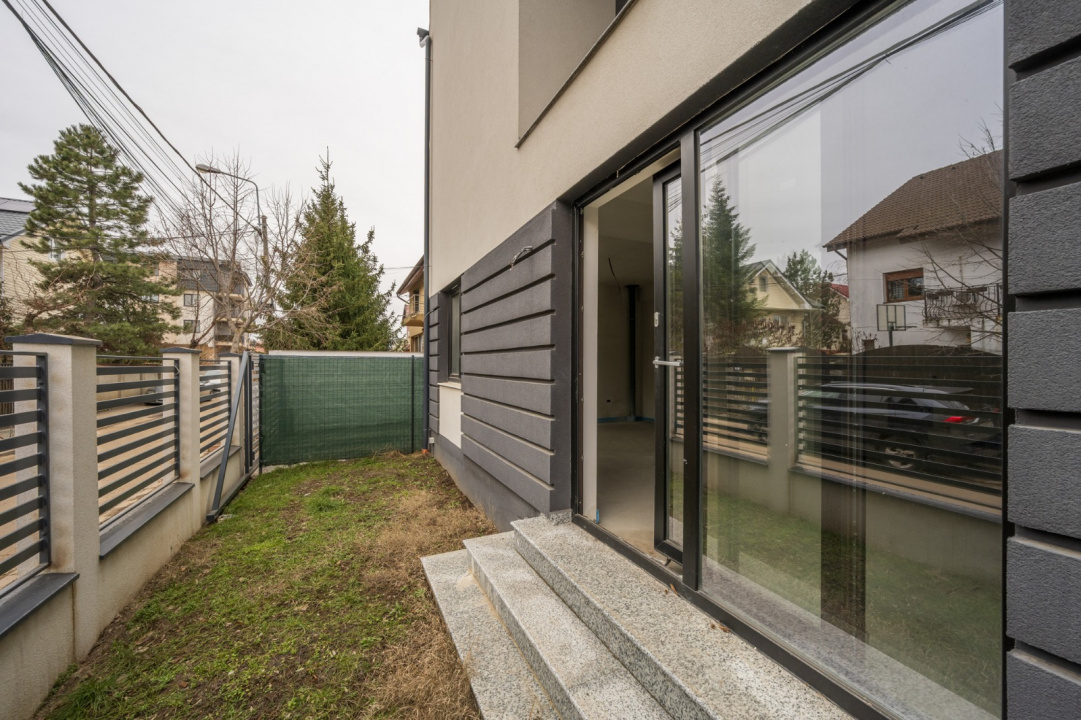 Duplex  - curte - 4 bai - 3 dormitoare -  metrou Păcii 