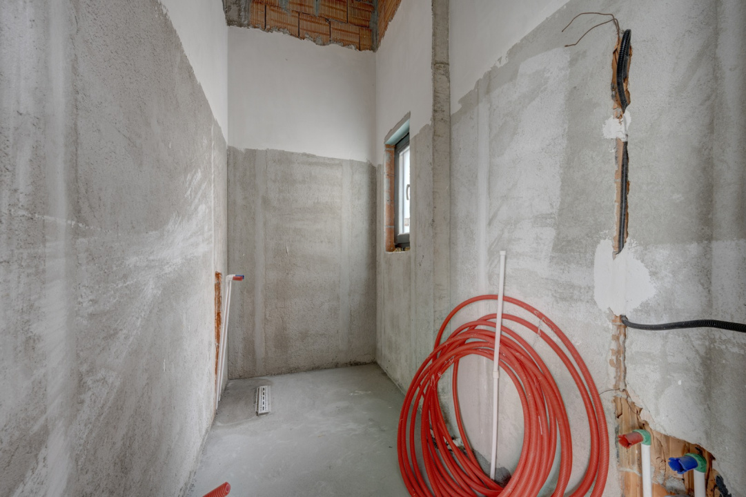 Duplex  - curte - 4 bai - 3 dormitoare -  metrou Păcii 