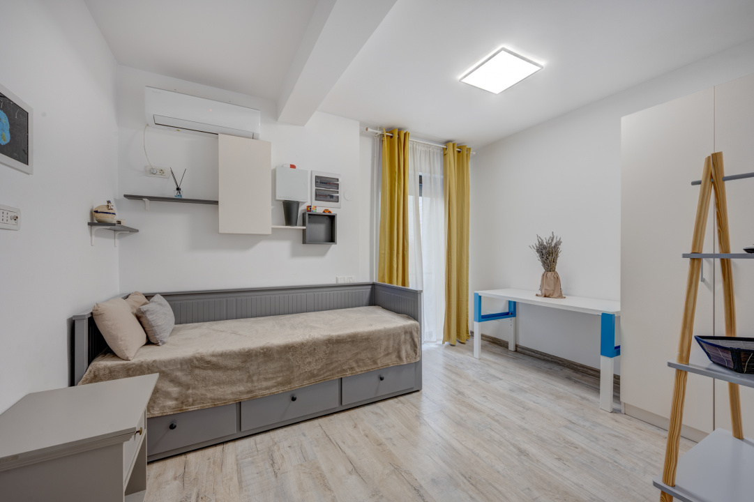 Ciorogarla, Crinului, Mobilata, Incalzire in pardoseala, T= 734mp