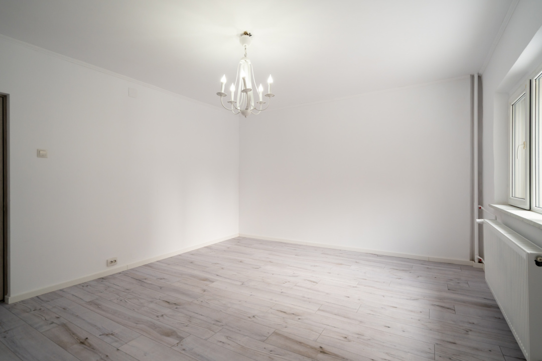 Apartament 3 camere, Nerva Traian, plan secund