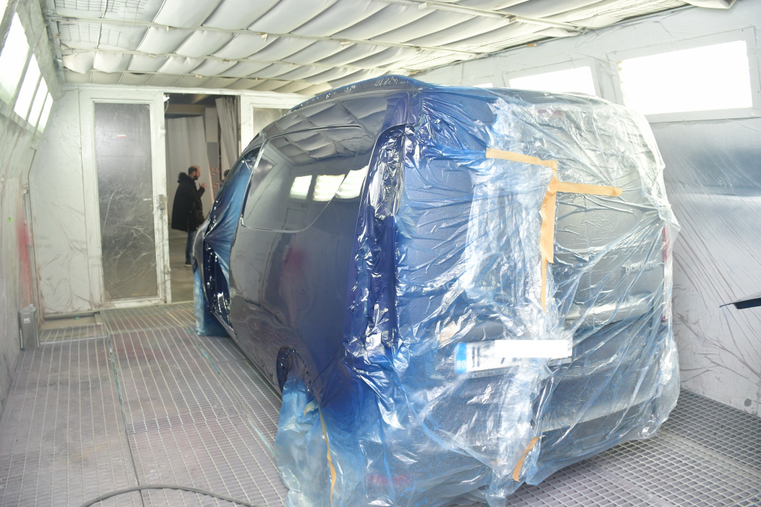 Inchiriez Service Auto Echipat complet pt Mecanica si Tinichigerie Vopsitorie