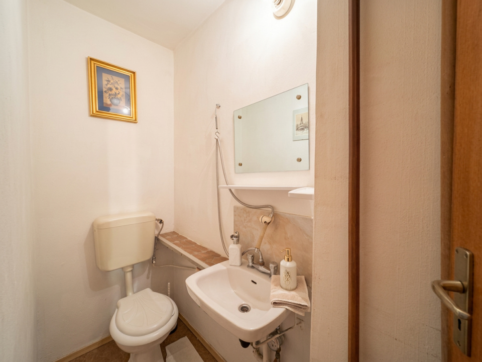 Apartament 3 camere Pantelimon Piata Delfinului