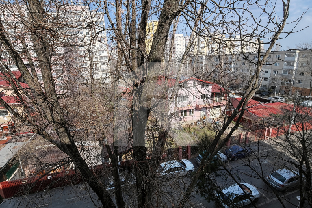 Apartament 3 camere DE INCHIRIAT – Str. Aleea Moinești, Sector 6