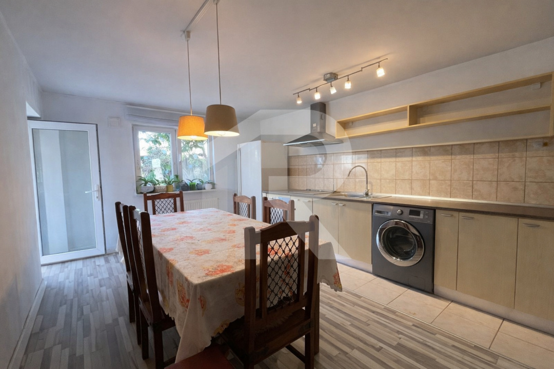 Casă spațioasă cu curte proprie  3 camere + birou  Dobroești – Șoseaua Fundeni 