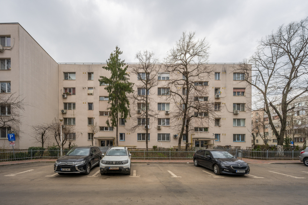 TITAN – OZANA, APARTAMENT 3 CAMERE 66 MP TOTAL, ETAJ 3 DIN 4, RENOVAT! 