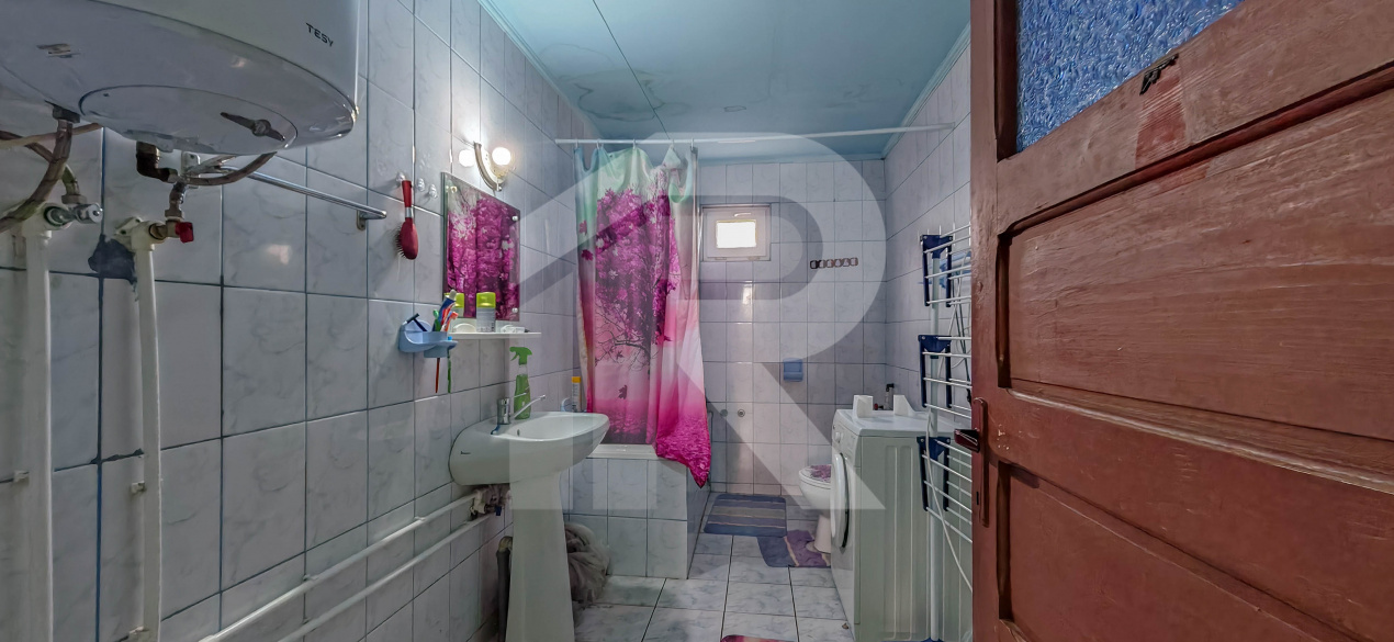 OPORTUNITATE RARA: Casa cu 500 mp Teren in Glina