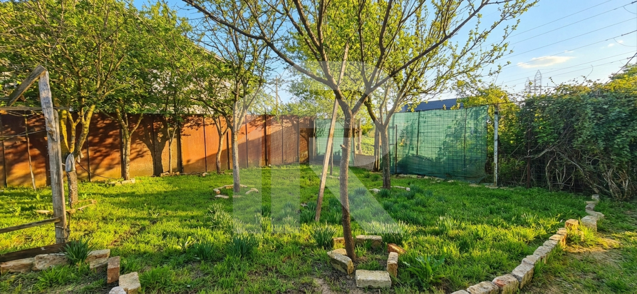 OPORTUNITATE RARA: Casa cu 500 mp Teren in Glina