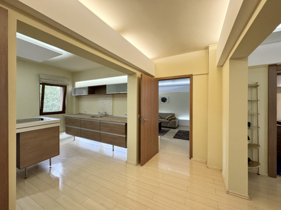 Apartament mare si spatios - Unirii - Anastasie Panu - Centrala proprie!