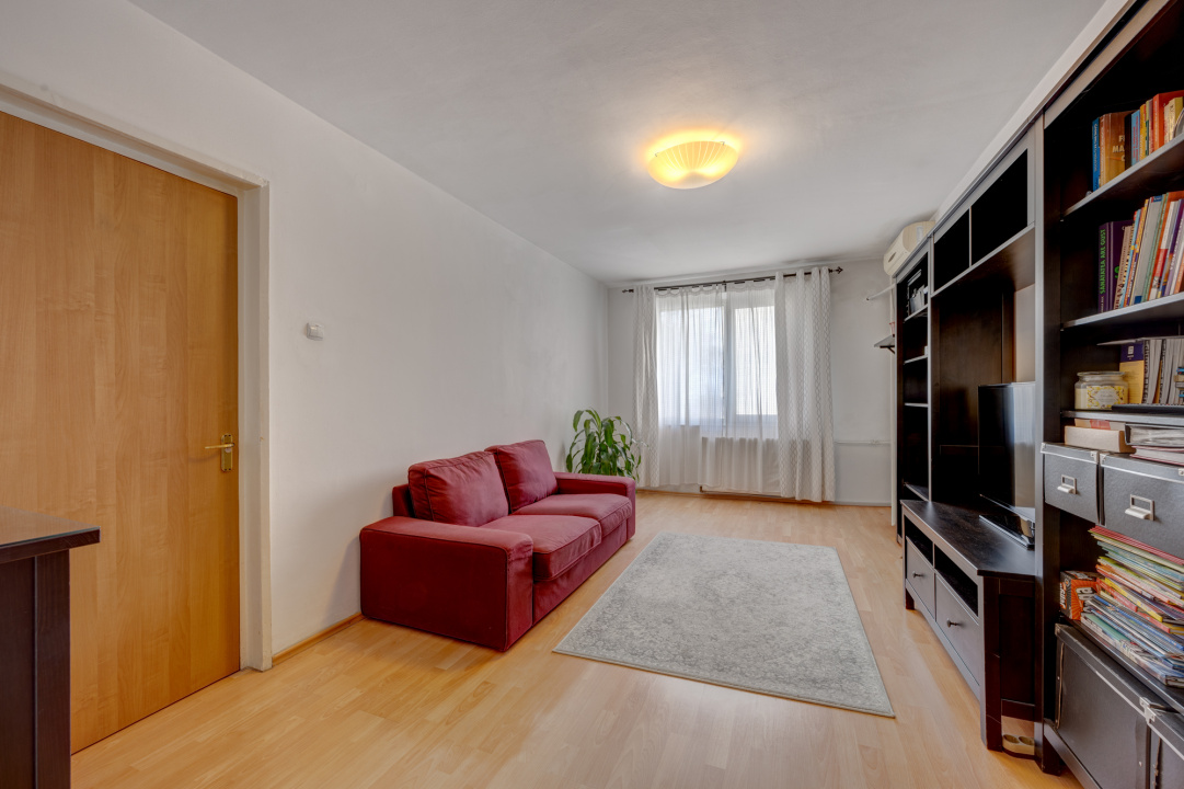 Pantelimon, Delfinului,  Bloc Reabilitat Termic 