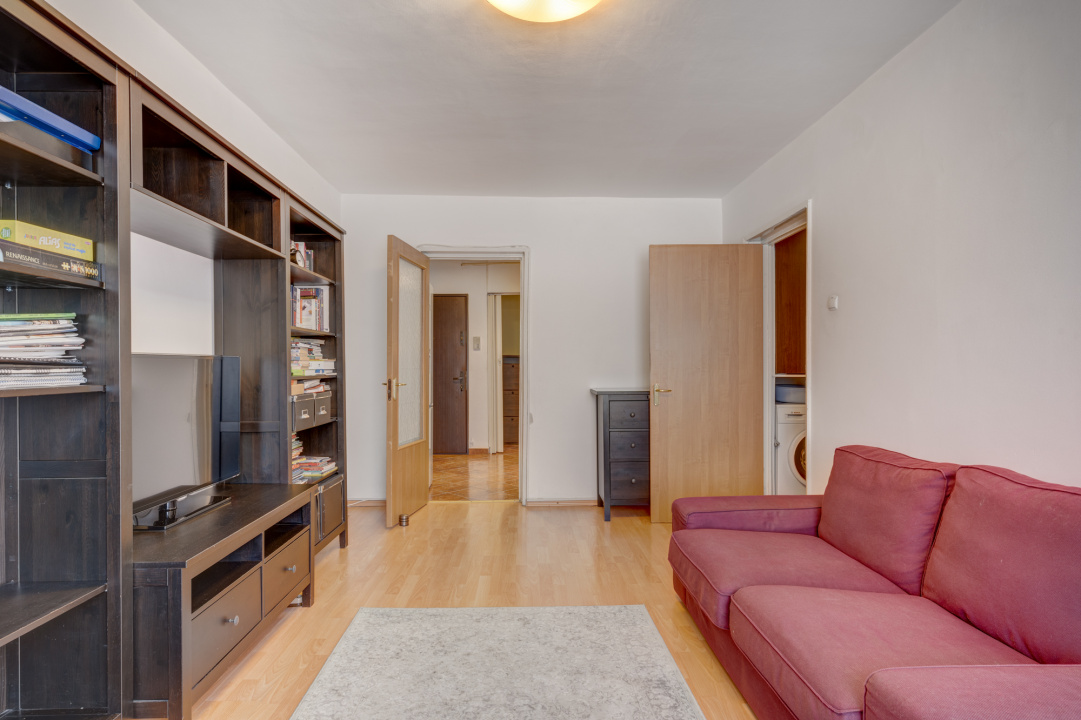 Pantelimon, Delfinului,  Bloc Reabilitat Termic 