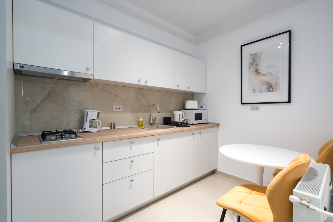 Central Address - mobilat și utilat designer - prima inchiriere