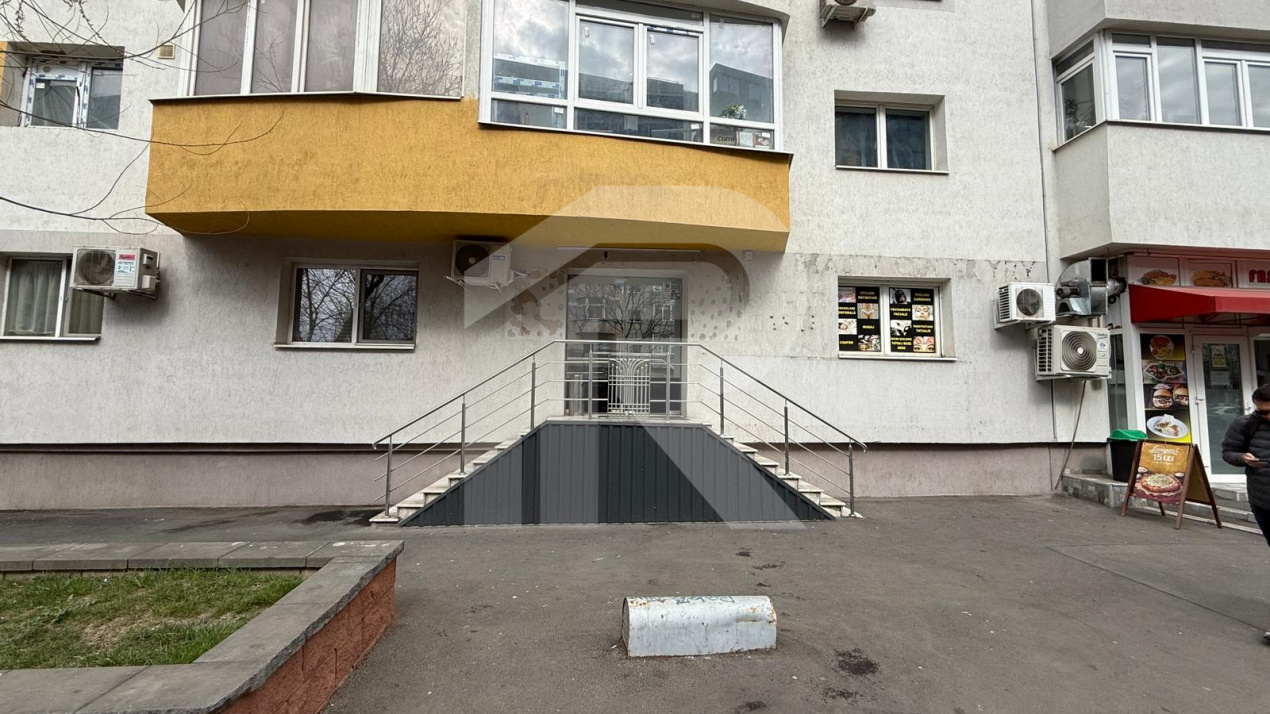 Spațiu comercial , Șoseaua Sălaj, locație cu vad, fost salon Tattoo !