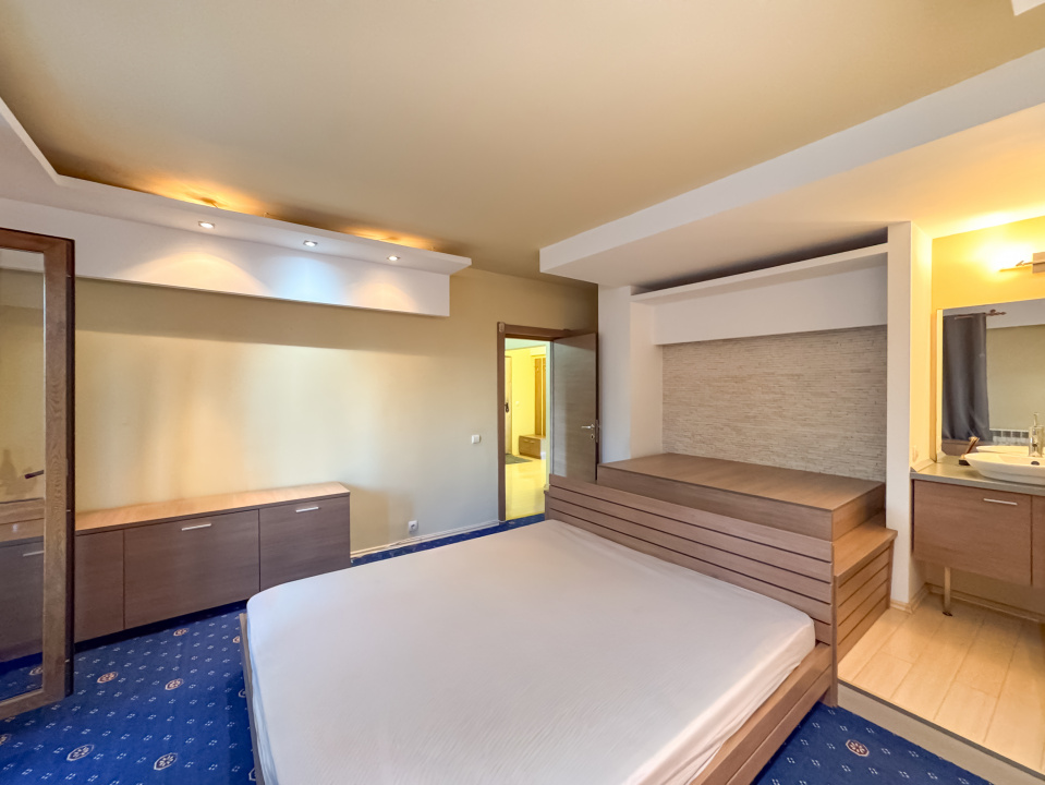 Apartament mare si spatios - Unirii - Anastasie Panu - Centrala proprie!