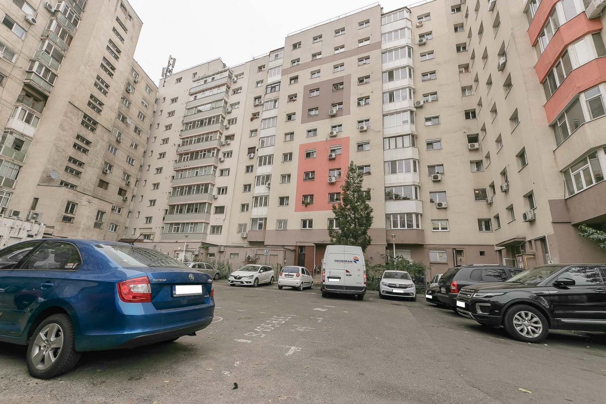 Apartament 2 camere GATA de MUTARE -Zona Stefan cel Mare