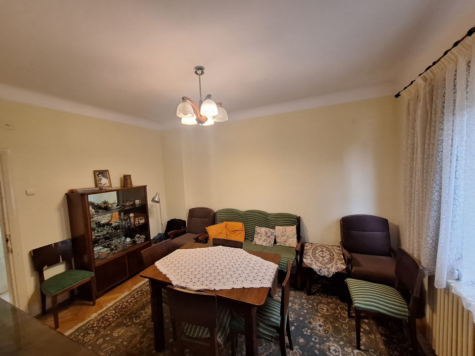 Casa Vatra Luminoasa - Maior Coravu - 200 mp teren zona linistita - oportunitate