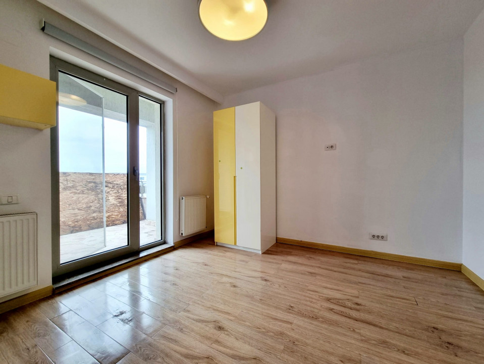 Apartament 4 camere penthouse militari uverturii