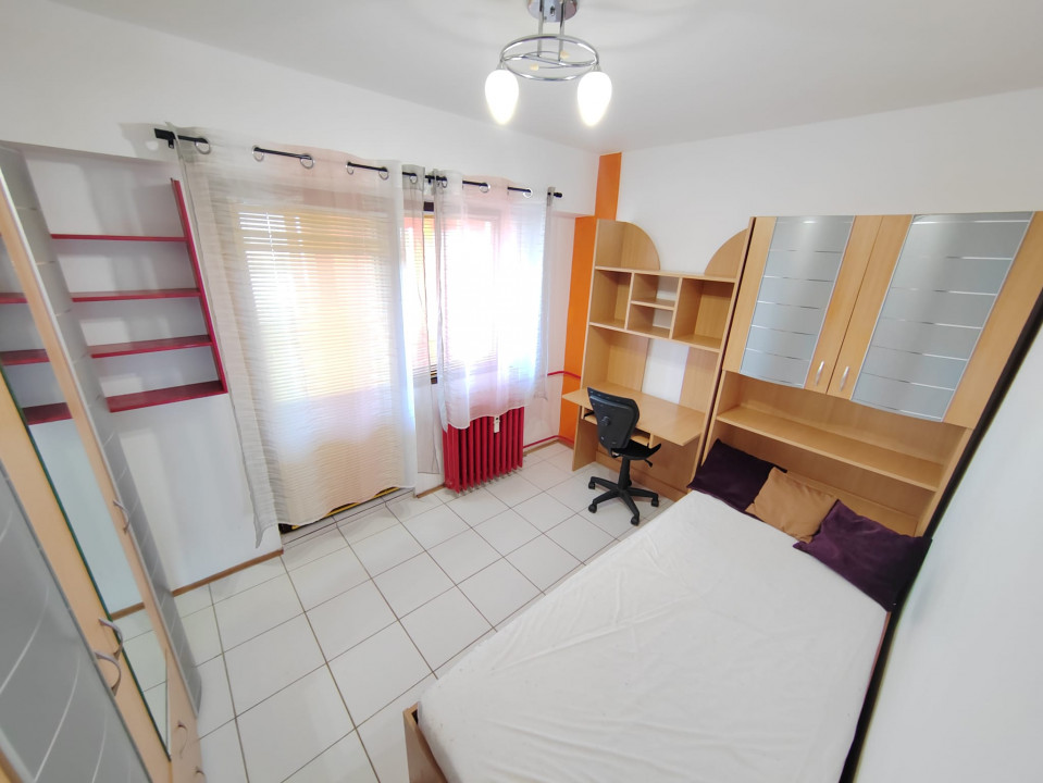 Apartament 4 camere Metrou Brancoveanu vedere parc,oferta rara