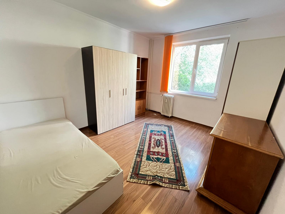 Apartament 4 camere Teiul Doamnei Lacul Tei Facultatea de Constructii