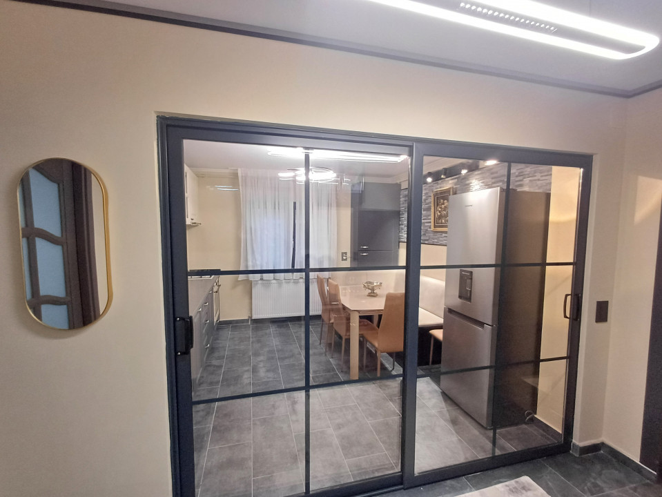 Apartament 3 camere mobilat/utilat-totul NOU! 