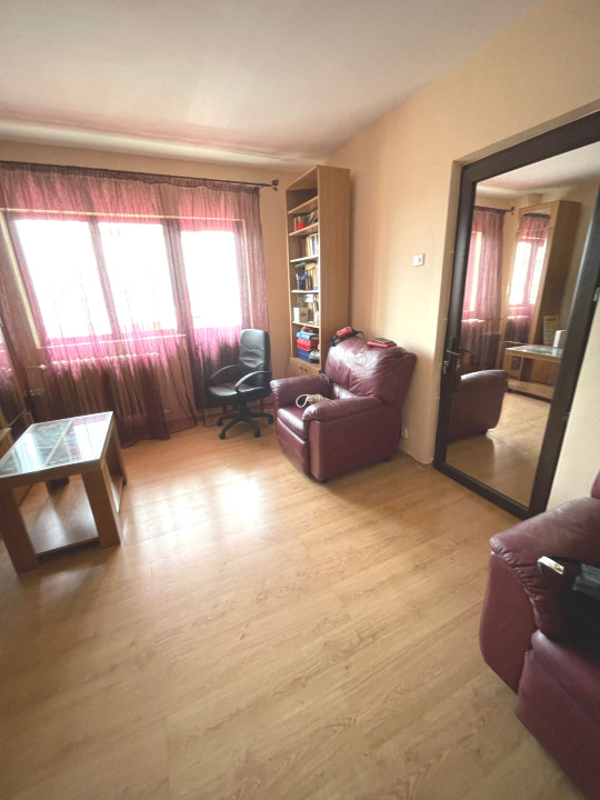 Apartament 4 camere 82 mp Constantin Brancoveanu-Aleea Huedin 