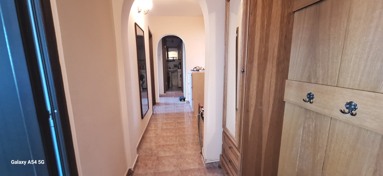 Apartament 4 camere 82 mp Constantin Brancoveanu-Aleea Huedin 