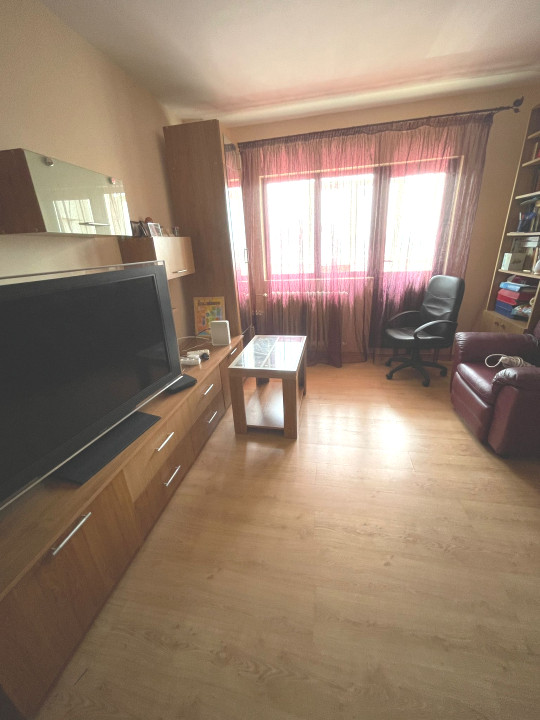 Apartament 4 camere 82 mp Constantin Brancoveanu-Aleea Huedin 