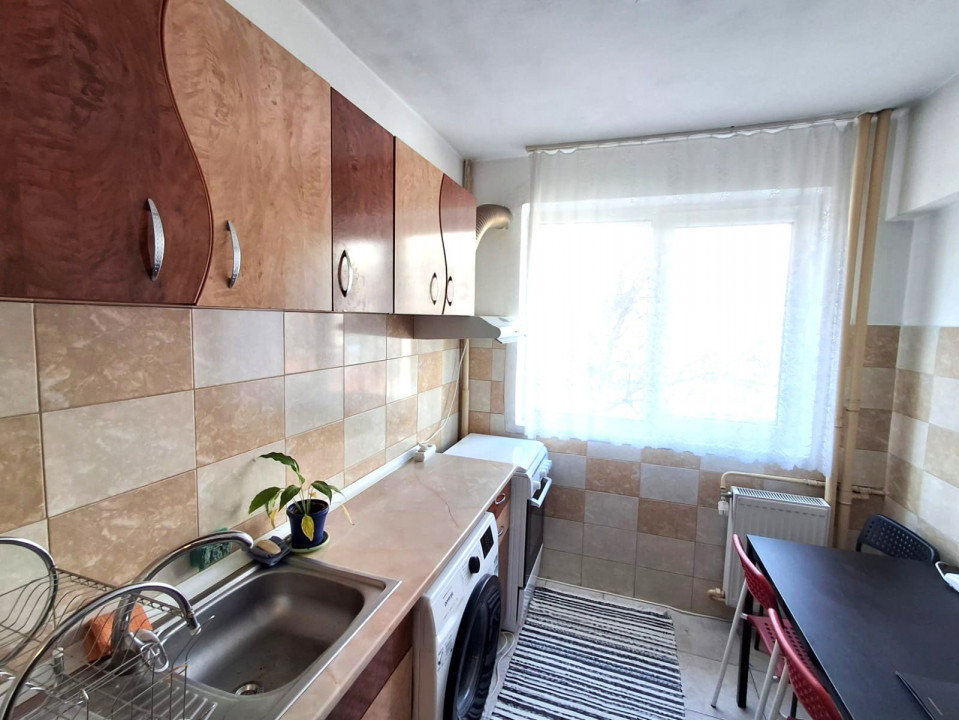 De Vanzare Apartament 2 Camere 