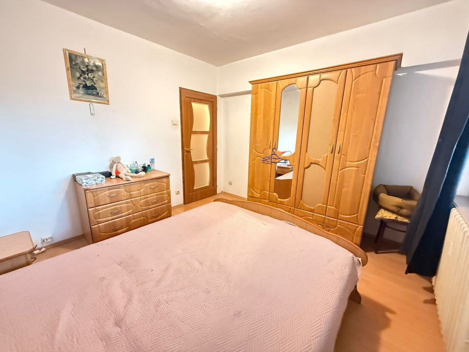 Apartament 3 camere Teiul Doamnei Lacul Tei