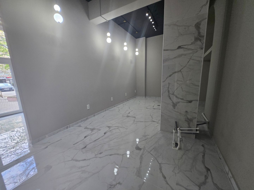 Spatiu comercial 101mp Dristor McDonald's Metrou Stradal Camil Ressu