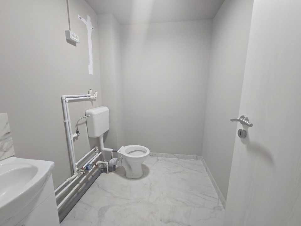 Spatiu comercial 101mp Dristor McDonald's Metrou Stradal Camil Ressu