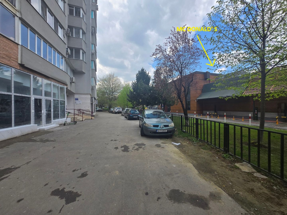 Spatiu comercial 101mp Dristor McDonald's Metrou Stradal Camil Ressu