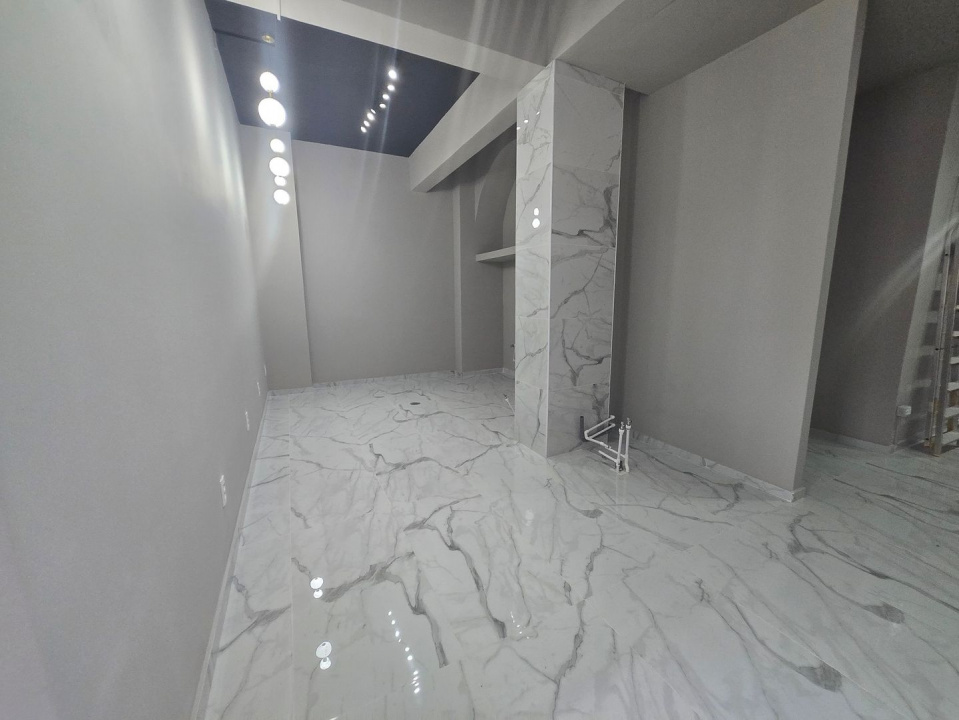 Spatiu comercial 101mp Dristor McDonald's Metrou Stradal Camil Ressu