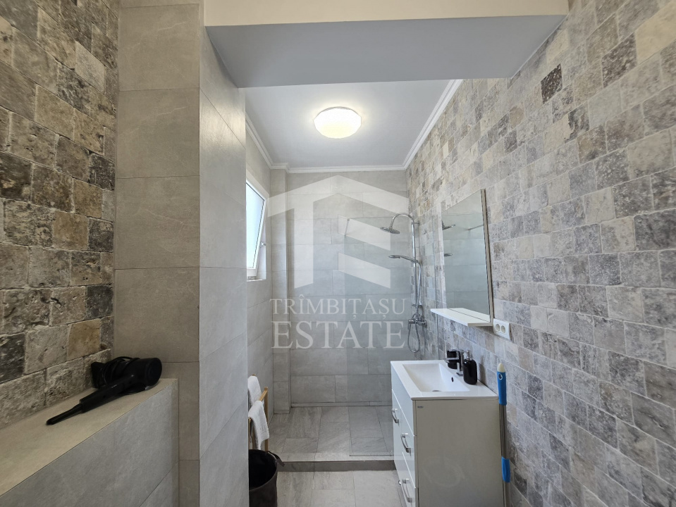 MAMAIA SAT- Apartament 3 camere cu vedere la mare.