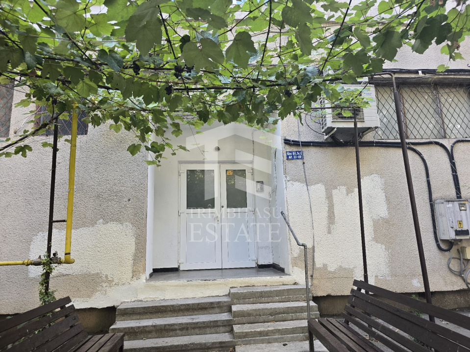 TOMIS NORD- CIRESICA-Apartament 3 camere de vanzare.