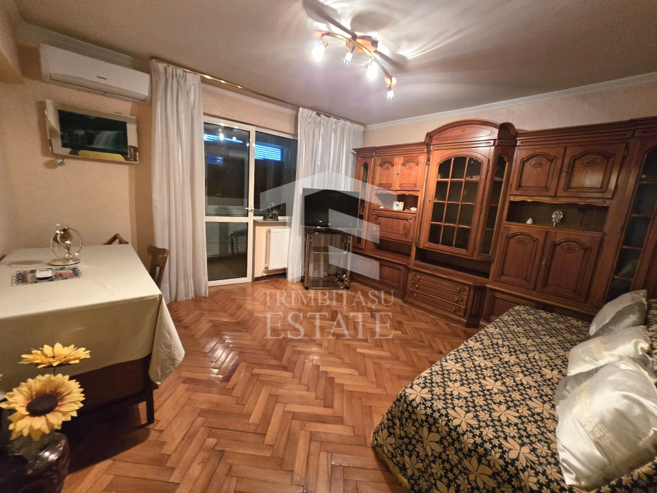 TOMIS NORD- CIRESICA-Apartament 3 camere de vanzare.