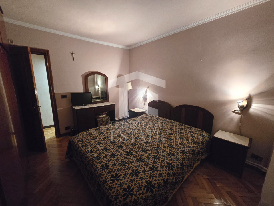 TOMIS NORD- CIRESICA-Apartament 3 camere de vanzare.