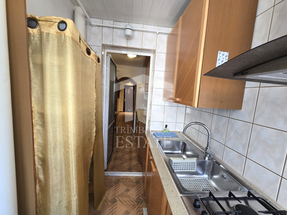 TOMIS NORD- CIRESICA-Apartament 3 camere de vanzare.