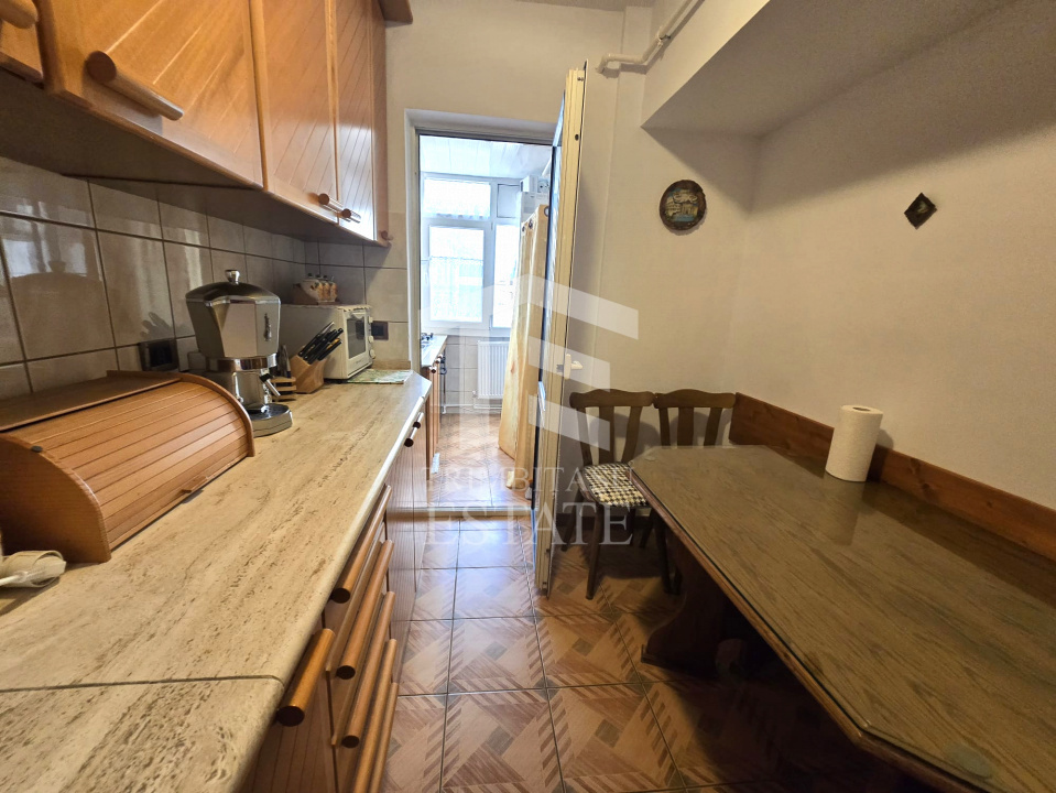TOMIS NORD- CIRESICA-Apartament 3 camere de vanzare.