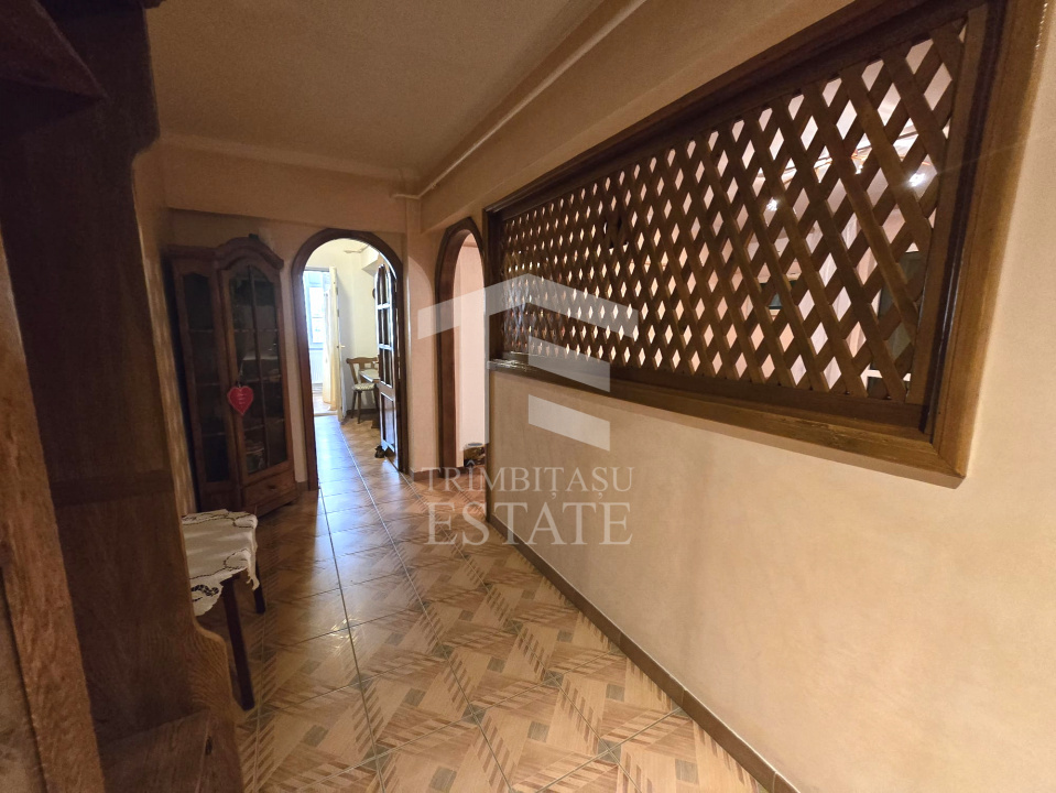TOMIS NORD- CIRESICA-Apartament 3 camere de vanzare.
