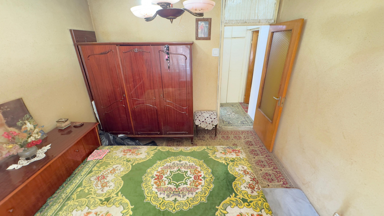 Apartament 4 Camere Teiul Doamnei Lacul Tei