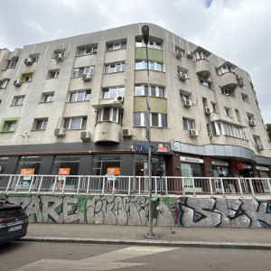 Aviatiei 3 CAM 2/4 vis-a-vis Metrou Aurel Vlaicu